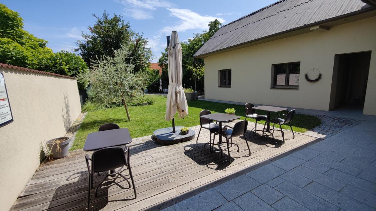 Sabines Apartments Ferienwohnungen Фрауэнкирхен Экстерьер фото