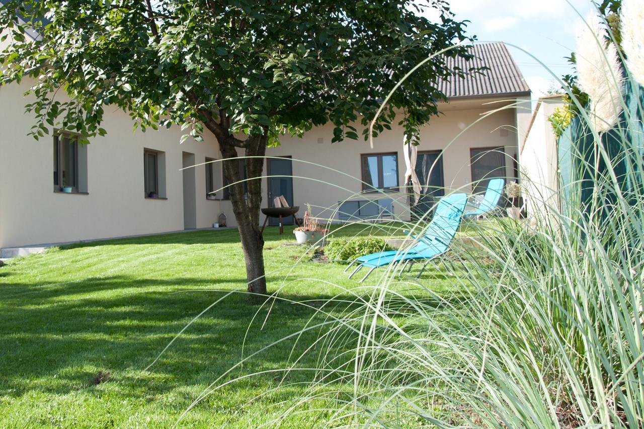 Sabines Apartments Ferienwohnungen Фрауэнкирхен Экстерьер фото